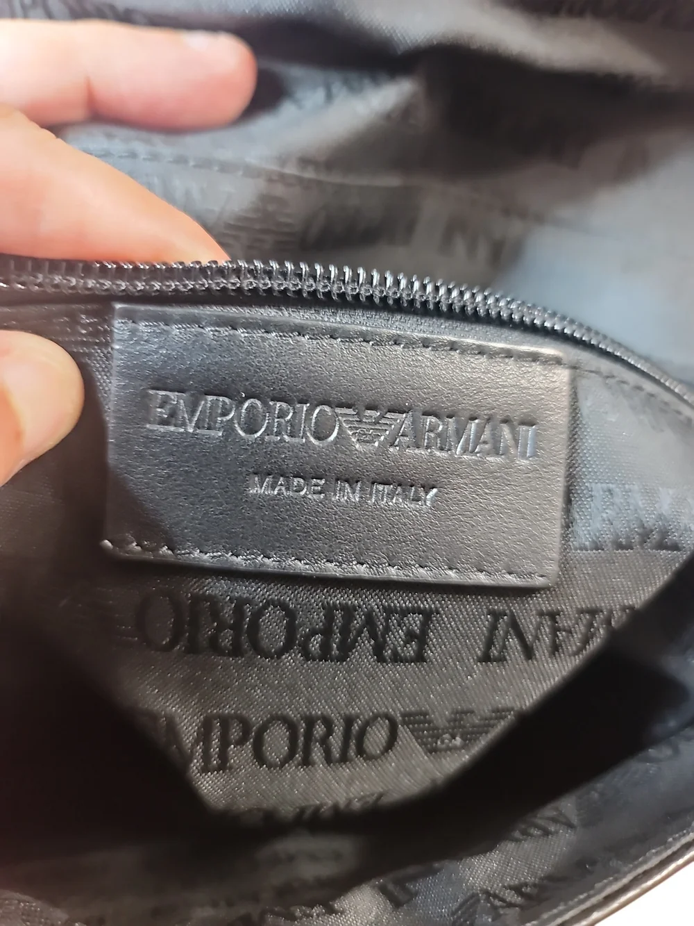 Emporio Armani Black Mens Crossbody Messenger Bag Like New